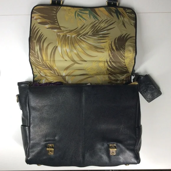 Tommy Bahama Genuine Leather Messenger Computer Briefcase Bag